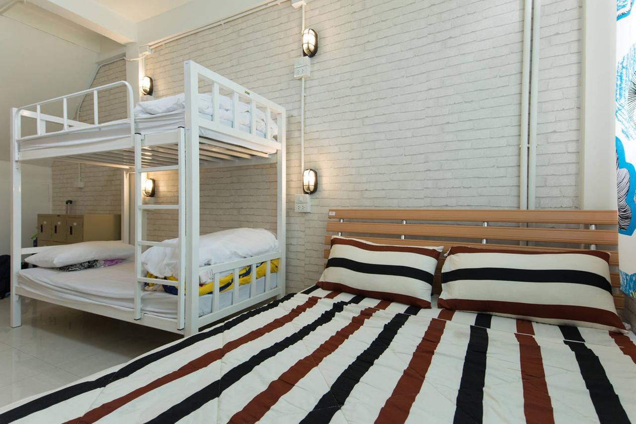 Mana Hostel Бангкок Экстерьер фото